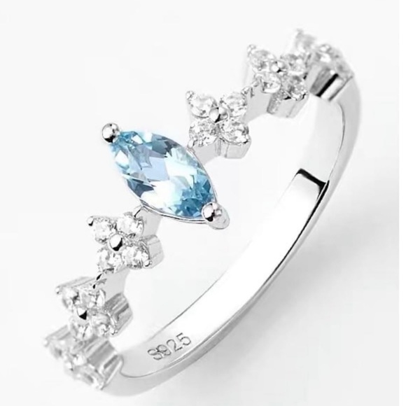 925 Sterling Silver Diamond Topaz  Ring - Picture 1 of 8